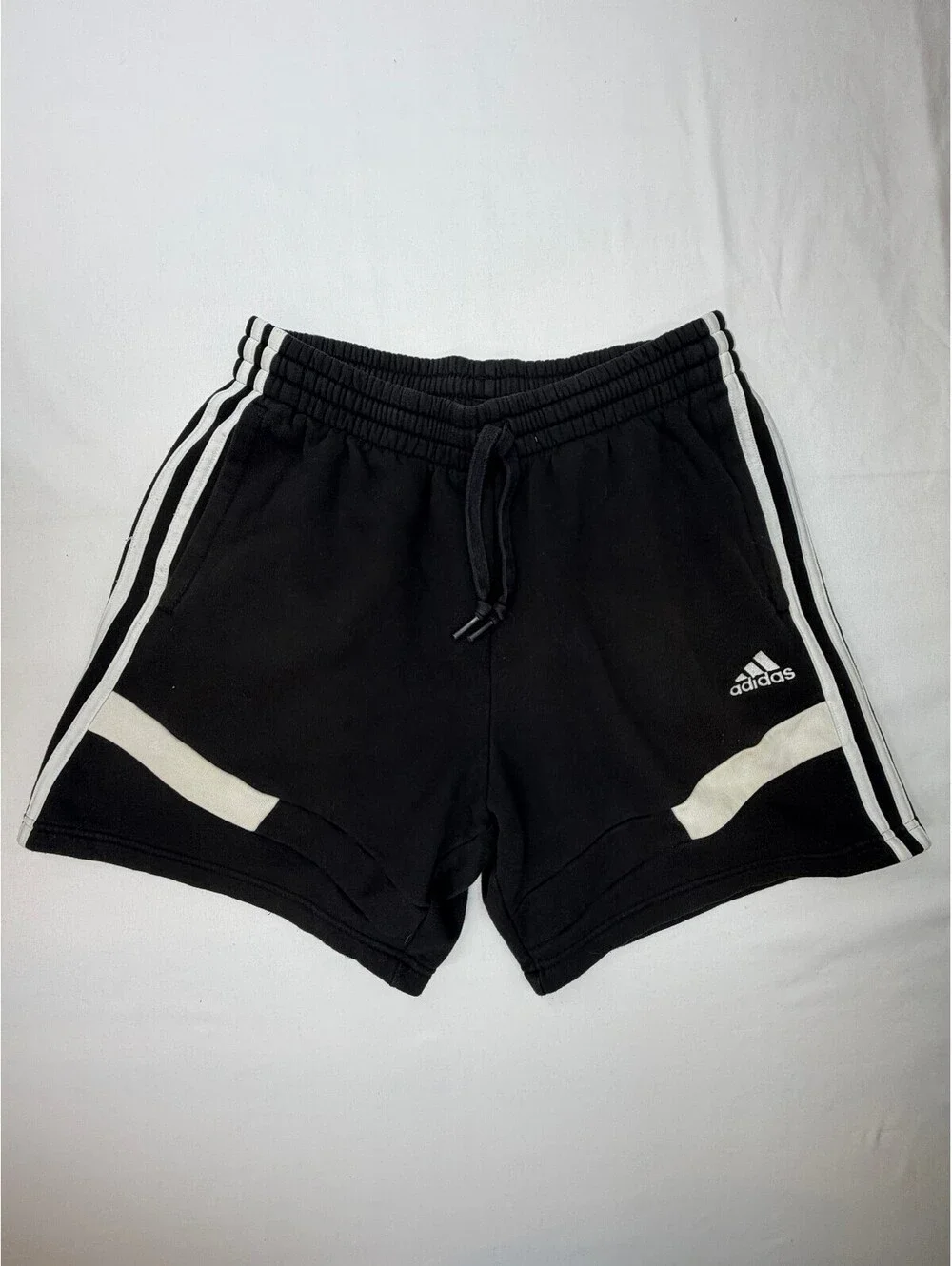 adidas Mens Athletic Shorts Elastic Waist Drawstring 3-Stripes Logo Size M Black